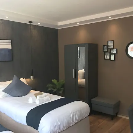 Mike's Four Kwatera prywatna *