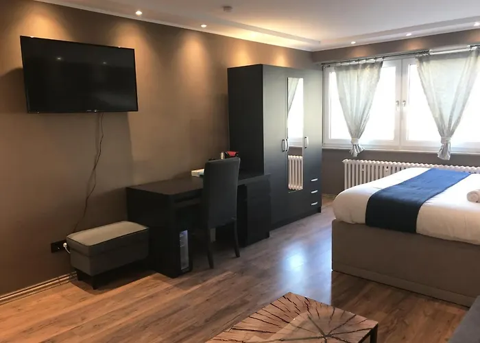 Mike's Four Homestay