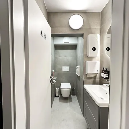 Mike's Four * Ντίσελντορφ